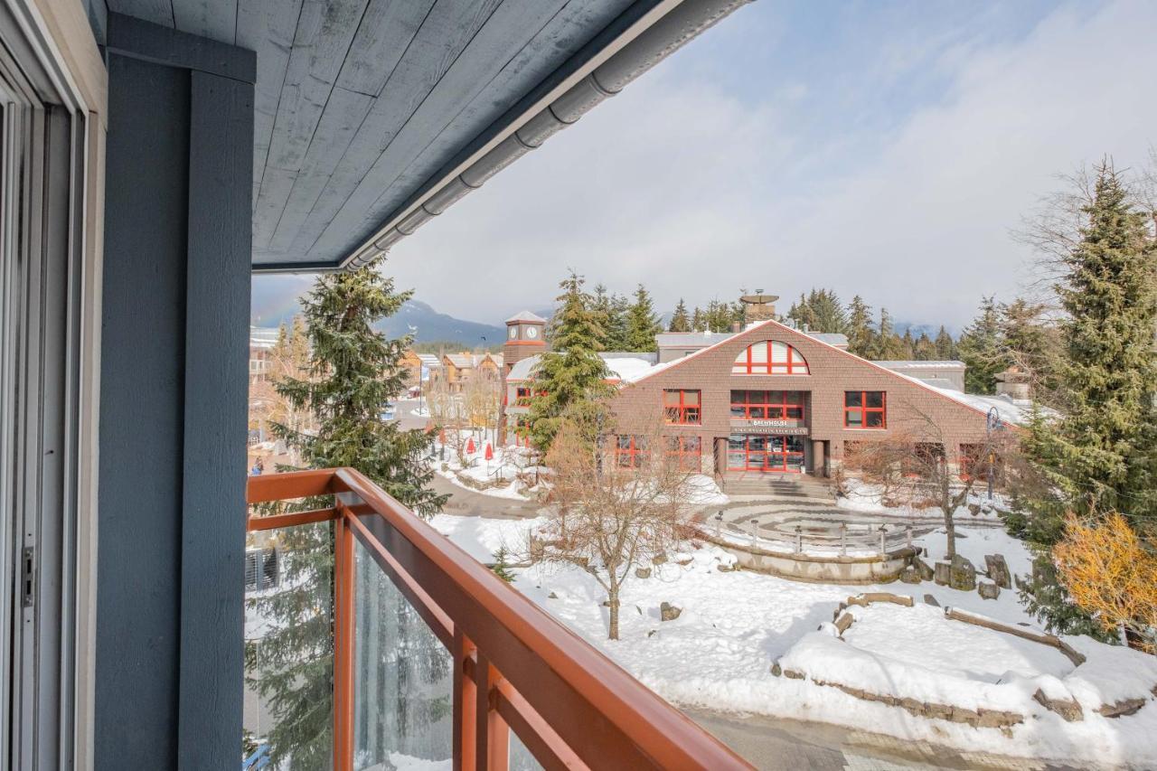 Eagle Lodge By Outpost Whistler Exterior photo